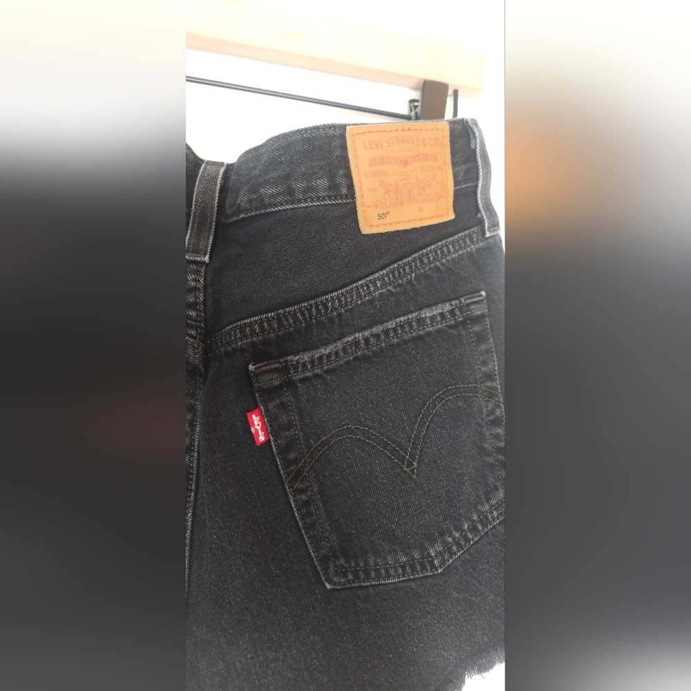 Levis Black 5 Button Fly Distressed Jean Shorts - Picture 8 of 9